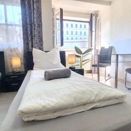 Neuburg Apartment Am Schloss นอยบวร์ก อันแดร์ โดเนา ภายนอก รูปภาพ