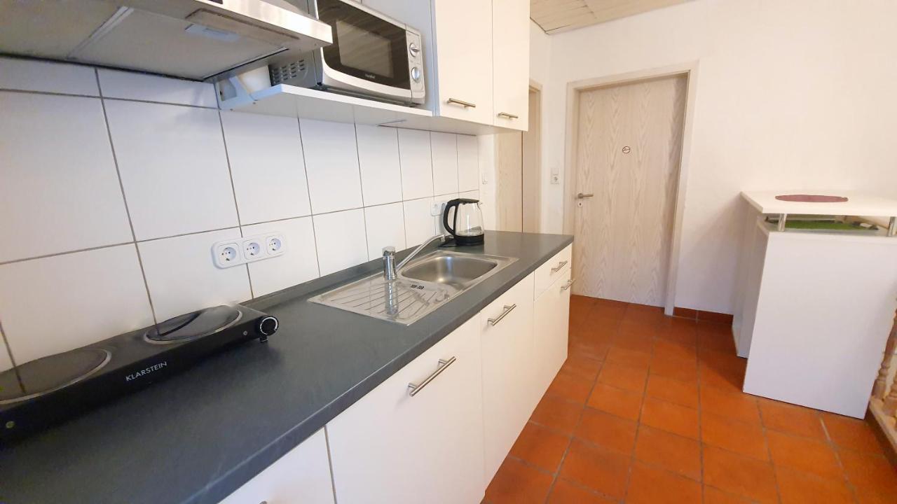 Neuburg Apartment Am Schloss นอยบวร์ก อันแดร์ โดเนา ภายนอก รูปภาพ