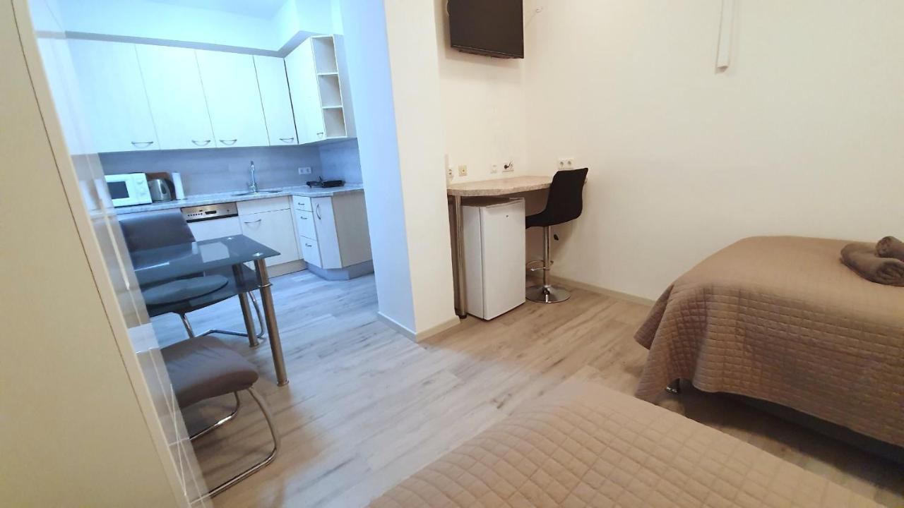 Neuburg Apartment Am Schloss นอยบวร์ก อันแดร์ โดเนา ภายนอก รูปภาพ